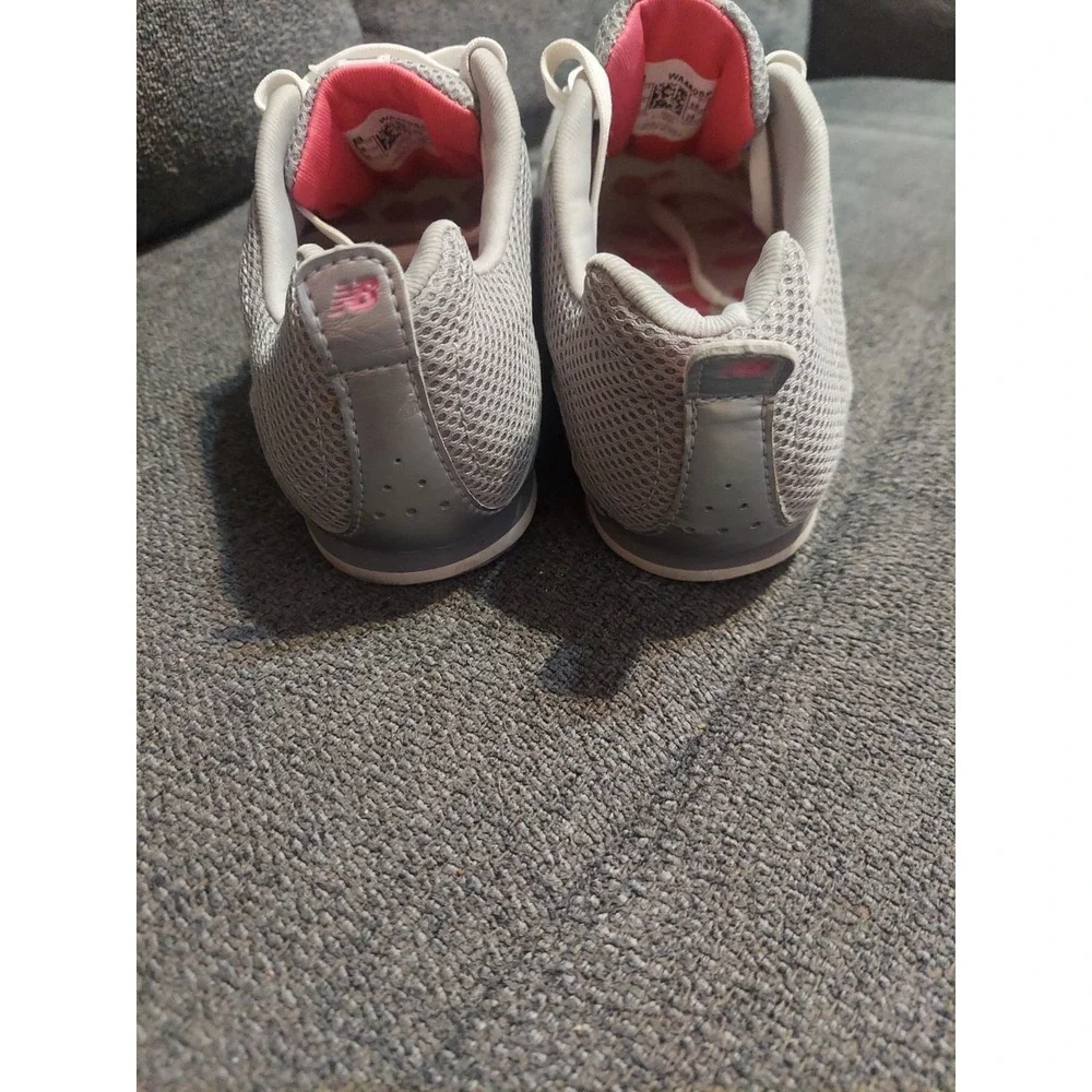 New Balance Running Shoes Grey Pink Cross Training Sneakers Womens Size 8B
